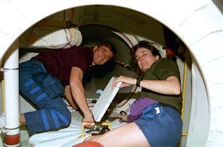  STS-76 Mission Specialist Ron Sega and Linda Godwin 